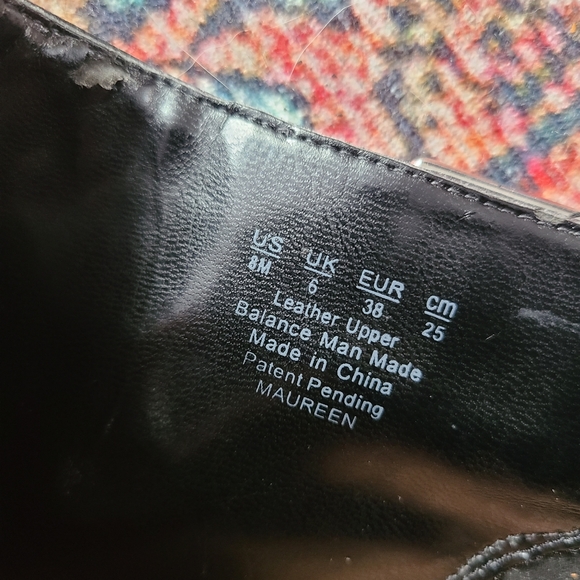 Naturalizer Booties Size 8 - Picture 5 of 11